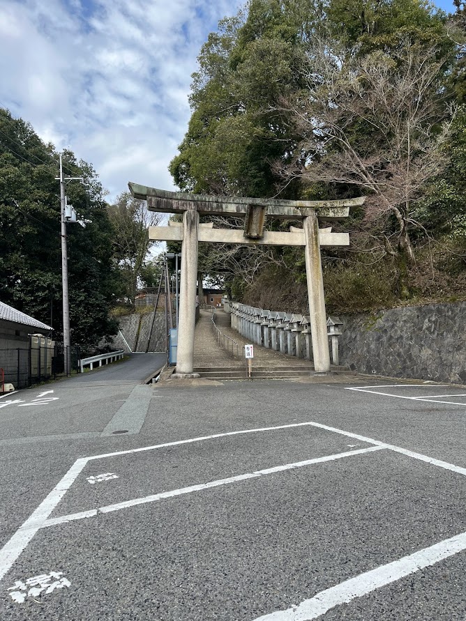 信貴山朝護孫子寺　駐車場02